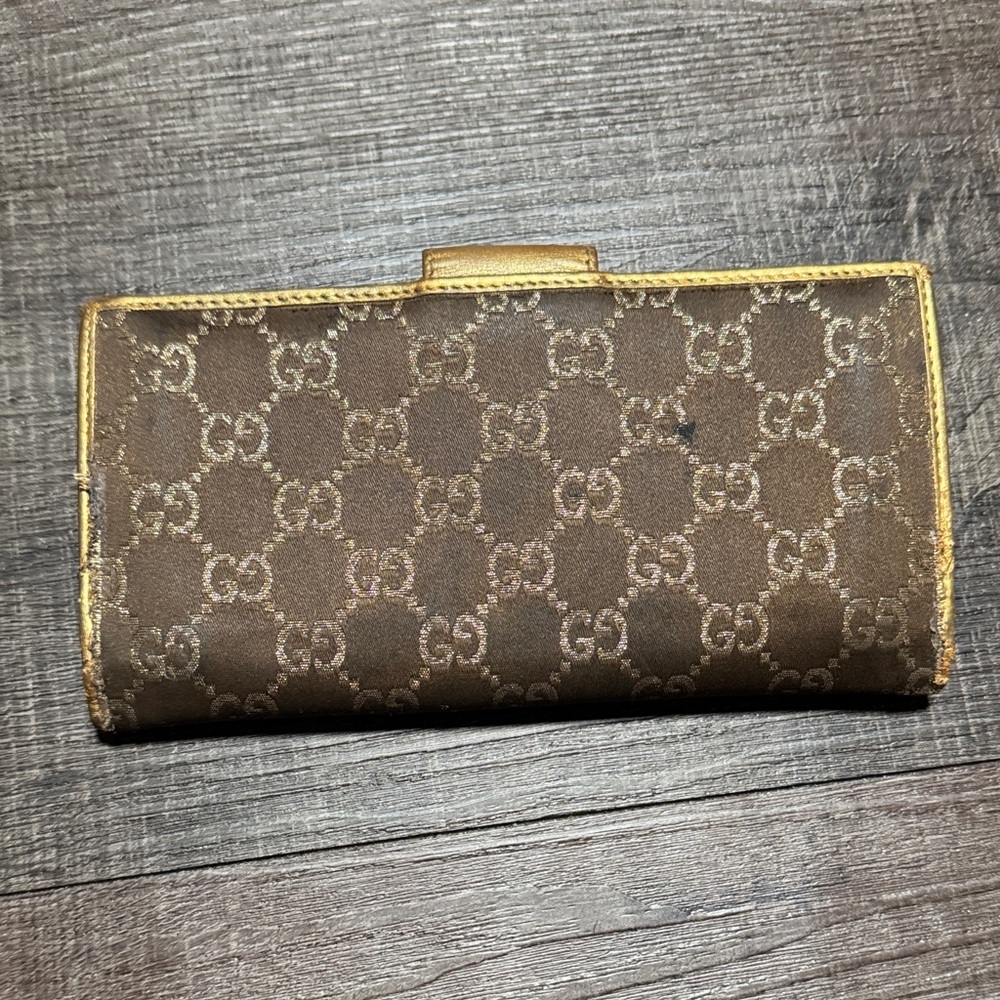 Gucci GG Canvas D-Ring Pattern Wallet - Picture 7 of 16